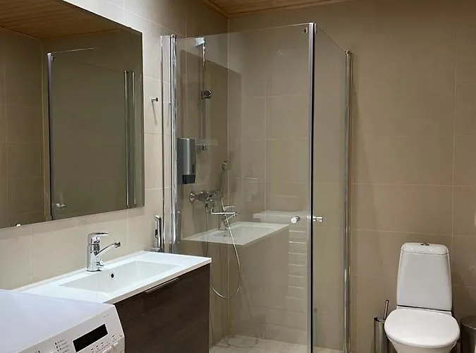 Red Apartment Tahkovuori